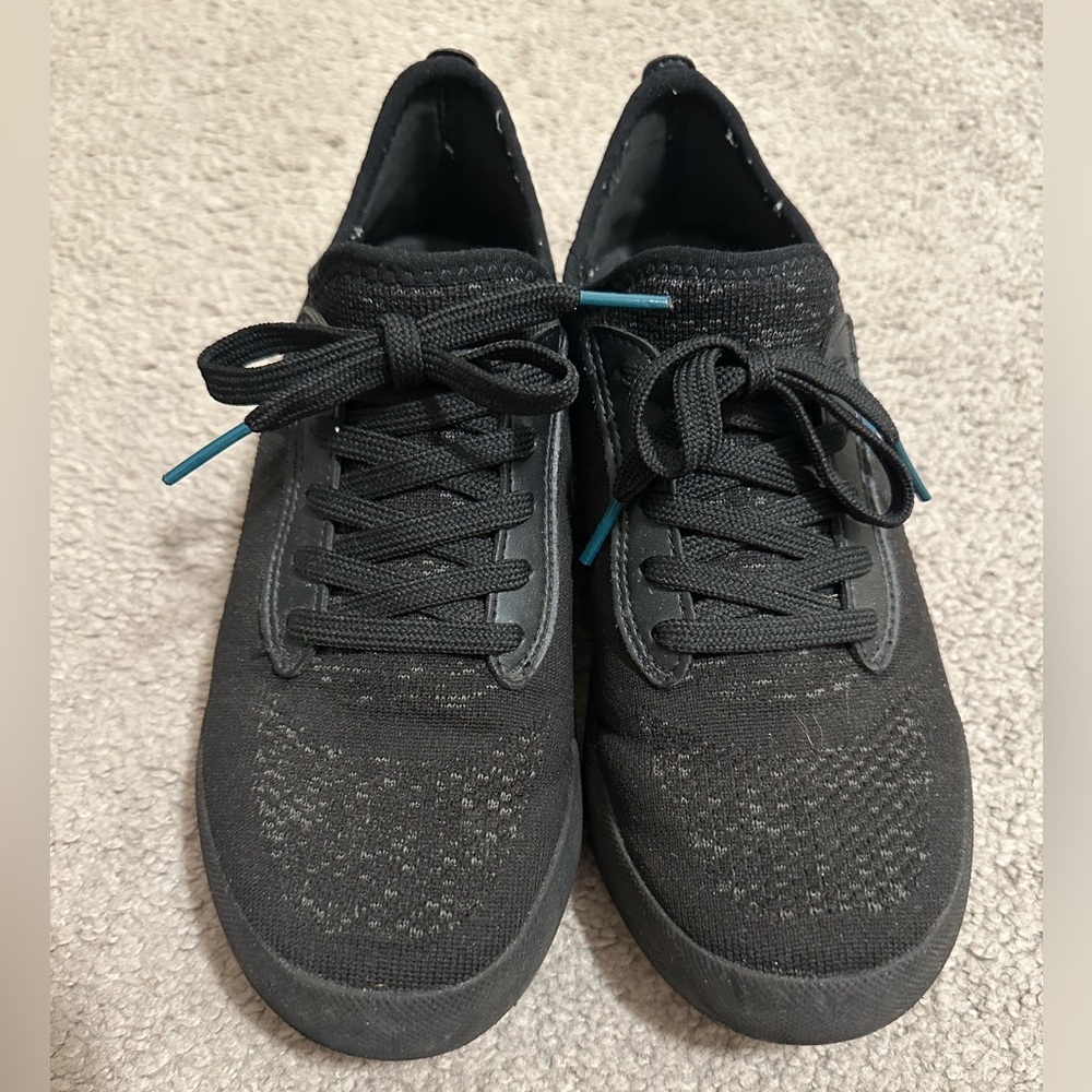 Womens Vessi weekend shoes, size 7. Waterproof!